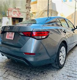 نیسان سێنترا